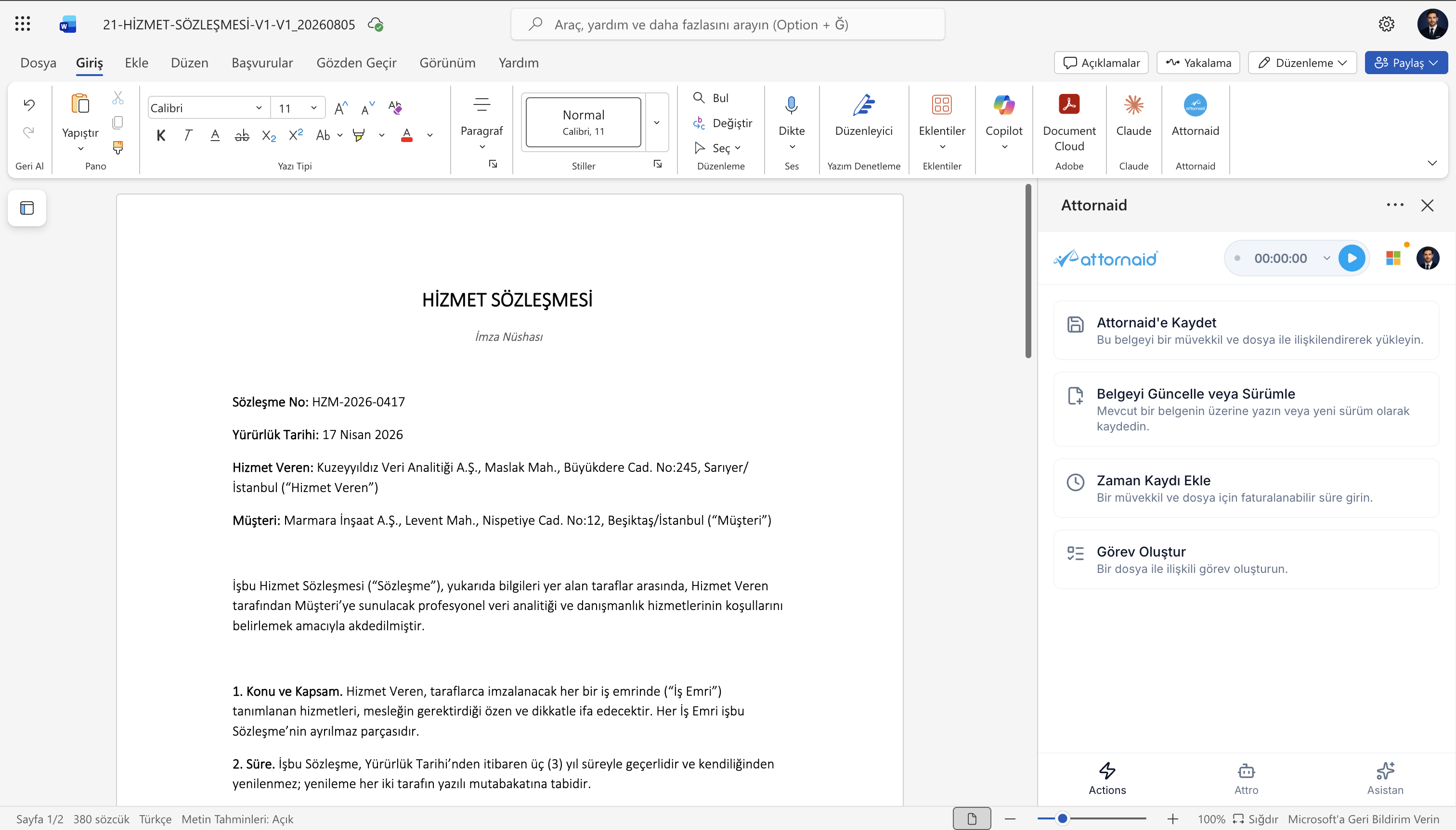 Microsoft Word'de açık Attornaid görev bölmesi; dokümanı Attornaid'e kaydetme, güncelleme veya sürümleme, saat girişi ekleme ve görev oluşturma işlemlerini listeliyor.