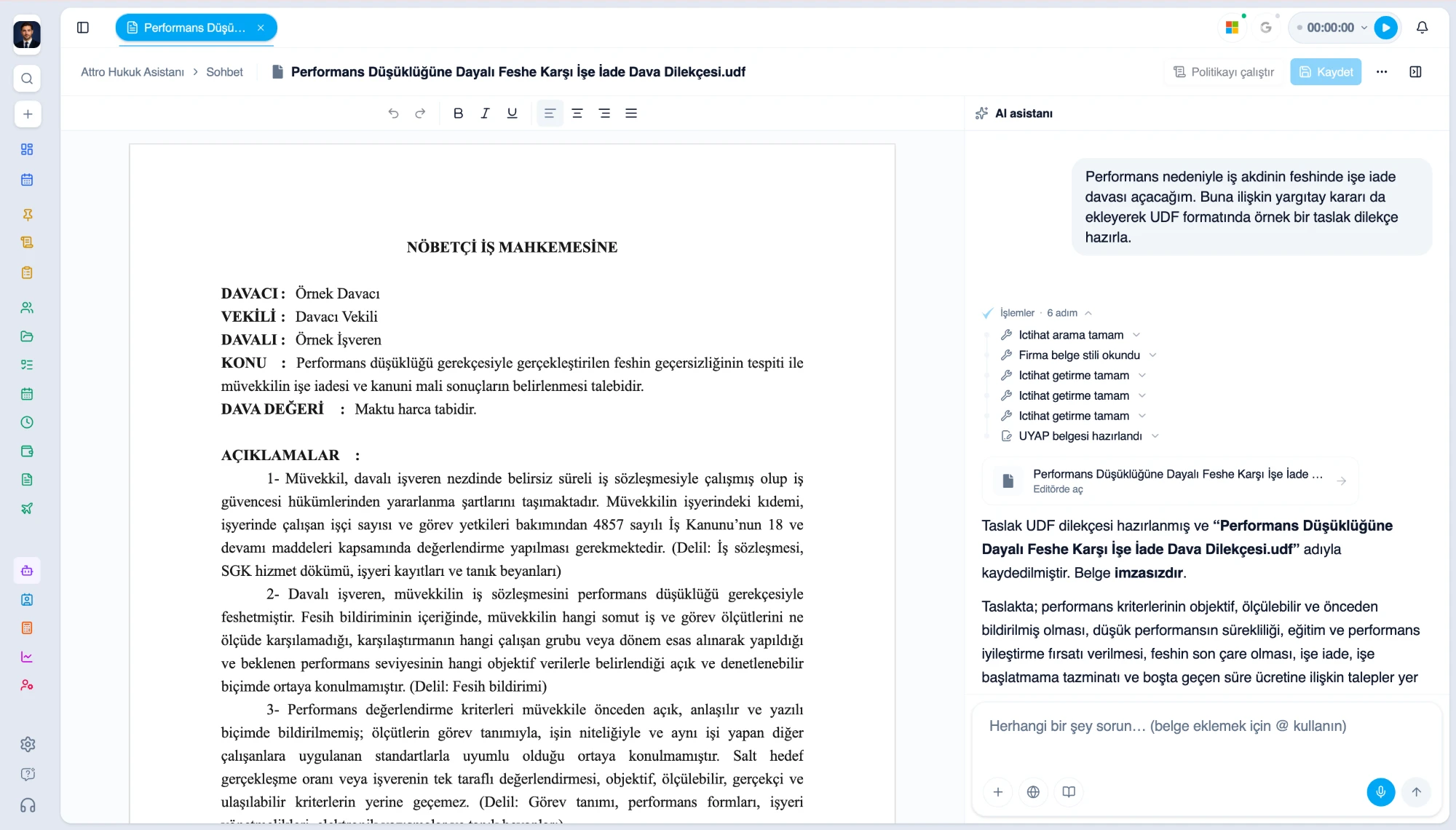 Attornaid editöründe açık bir UDF dilekçe taslağı ve yanında, taslağı hazırlayan AI asistanı görüşmesi.